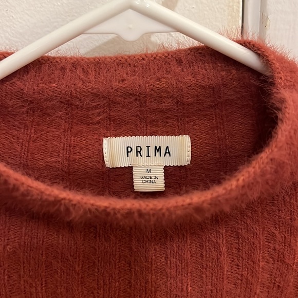 Prima Warm Red Crop Sweater - Picture 2 of 3